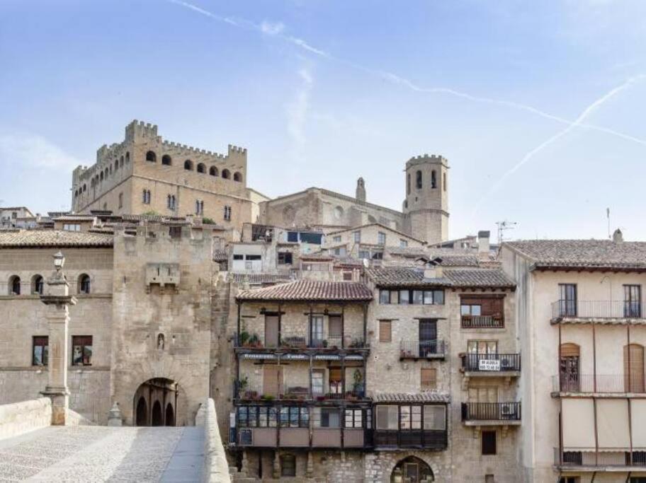 Casa Nemesio, Enclave Y Vistas Excepcionales Leilighet Valderrobres Eksteriør bilde